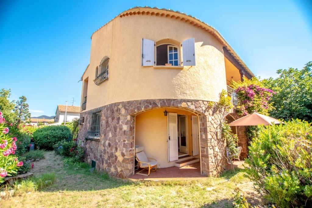 Villa C3 Arthur Rimbaub chambre d’hôte piscine proche mer plage 600m