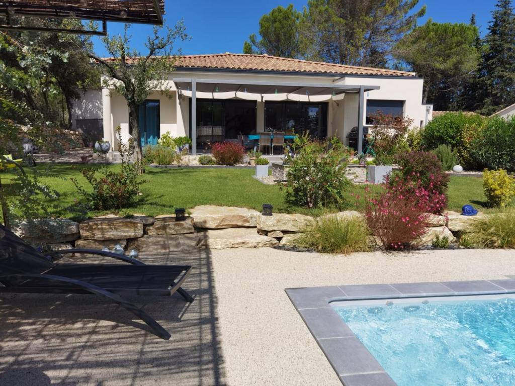 Villa Cavagna N 6 385 Chemin de la Sainte-Croix, 84110 Vaison-la-Romaine