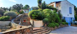 B&B / Chambre d'hôtes Villa des Delices 2534 Route de la Garde Freinet 83310 Grimaud Provence-Alpes-Côte d\'Azur