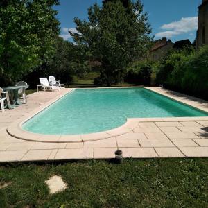 B&B / Chambre d'hôtes Villa EsquirHall, chambres d'hôtes Le Bourg 24260 Journiac Aquitaine