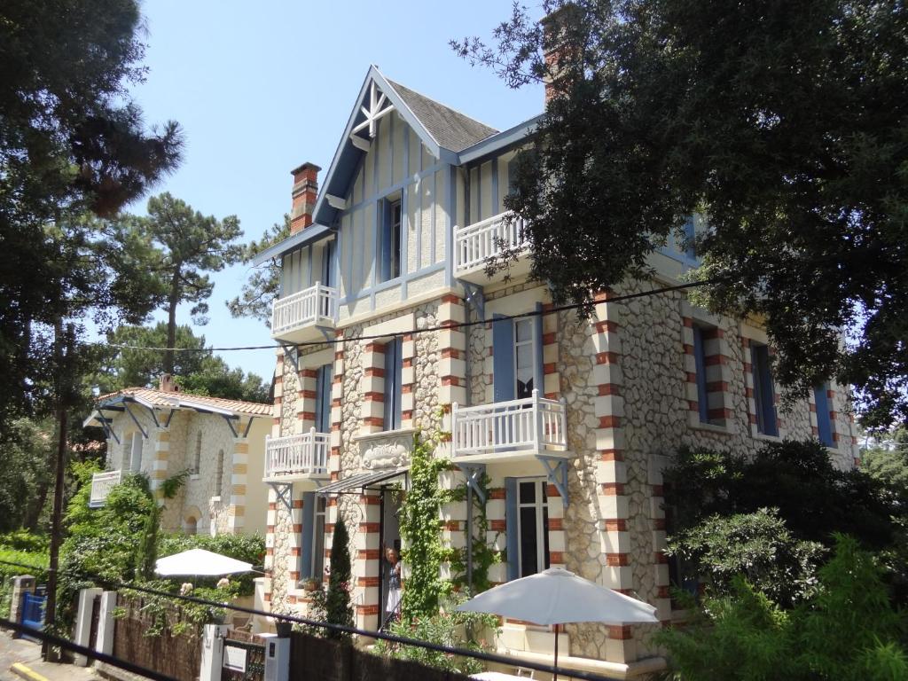 B&B / Chambre d'hôtes Villa Frivole 9 Rue De La Garenne 17420 Saint-Palais-sur-Mer