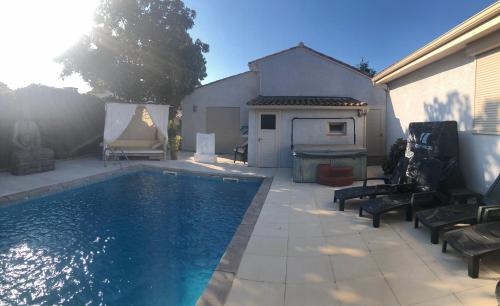 Villa indépendante PISCINE sans vis à vis