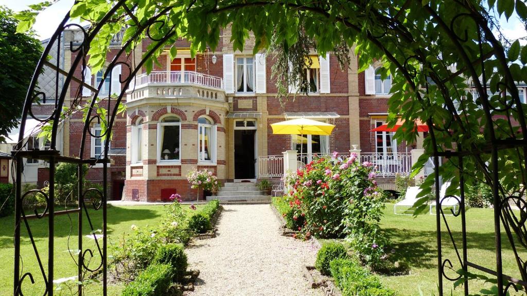 B&B / Chambre d'hôtes VILLA la GLORIETTE 7 rue des pleins champs 76000 Rouen