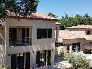 B&B / Chambre d'hôtes Villa Saona Chemin du Serre des Gassines \ 83120 Le Plan-de-la-Tour Provence-Alpes-Côte d\'Azur