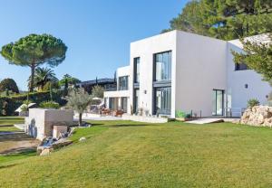 B&B / Chambre d'hôtes Villa SOHA Bed & Breakfast 735 Chemin du Santon 06250 Mougins Provence-Alpes-Côte d\'Azur