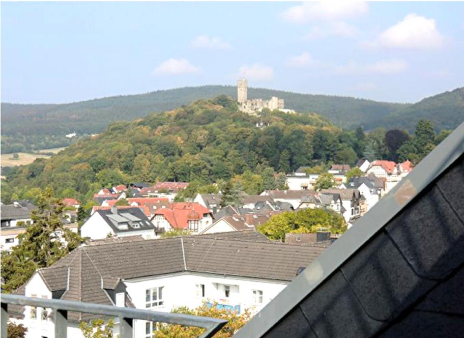 B&B / Chambre d'hôtes Voll ausgestattetes Penthouse-Zimmer mit Bad 4 Bischof-Kindermann-Straße 61462 Königstein im Taunus