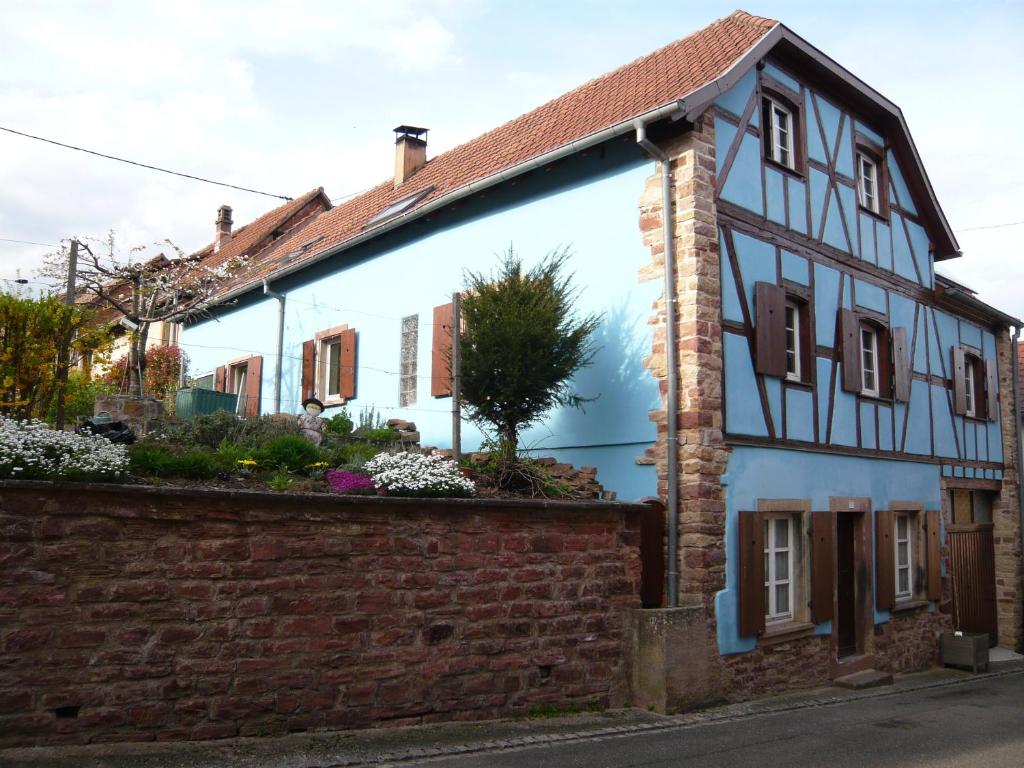 Walnut House