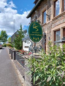 B&B / Chambre d'hôtes Weingut Licht-Stadtfeld Moselweinstraße 69 54472 Brauneberg Rhénanie-Palatinat