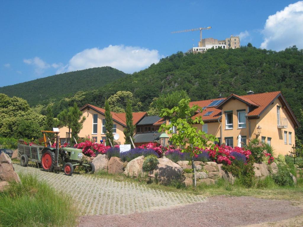 B&B / Chambre d'hôtes Weinhaus Paradies Im Jägergarten 17 67434 Neustadt an der Weinstraße