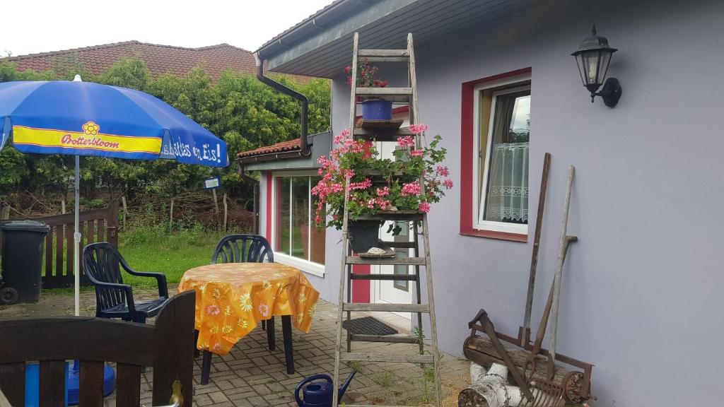 Zimmervermietung Zahn 6 Am Sportlerheim, 06406 Baalberge