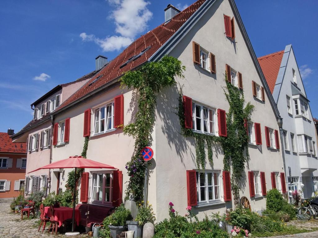 B&B / Chambre d'hôtes Zweite Heimat Privatpension Alte Bergstr. 451 86899 Landsberg am Lech