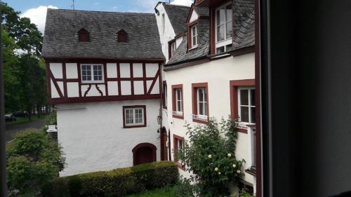 B&B / Chambre d'hôtes B&B Die Quelle nicolausufer 38 Bernkastel-Kues