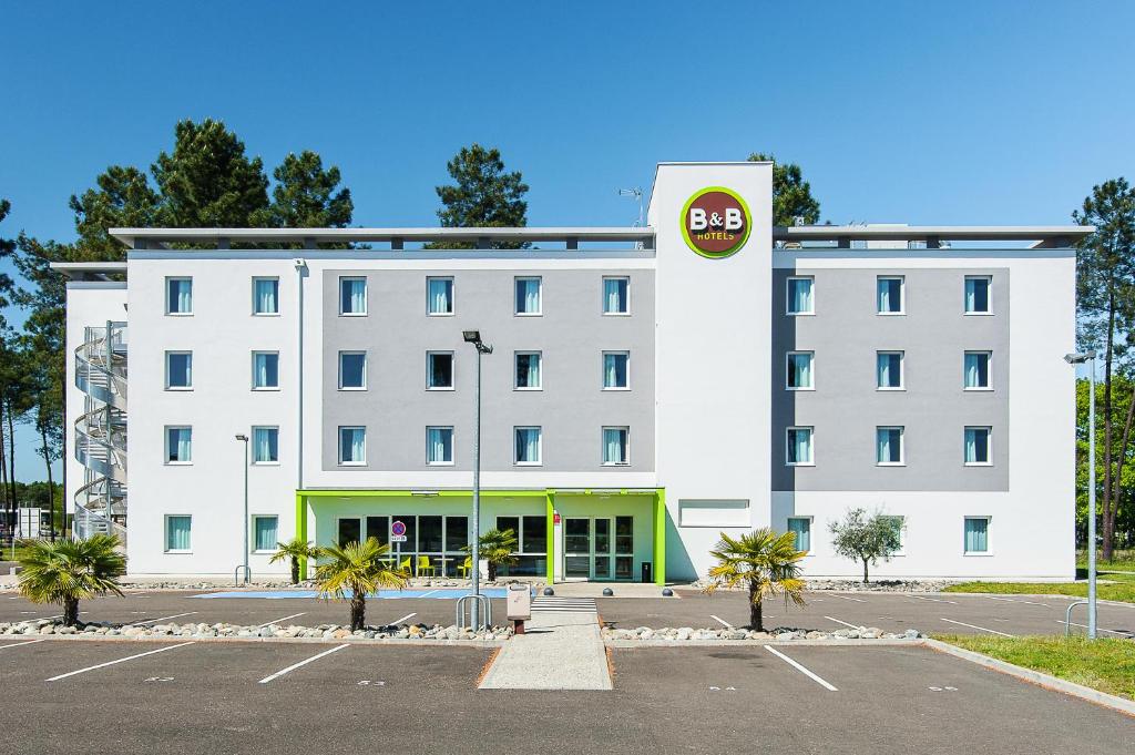 Hôtel B&B HOTEL Mont-de-Marsan 111, Allée Mamoura, 40090 Saint-Avit