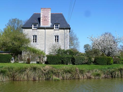 B&B L'Atelier du Presbytère Saint-Maugan france