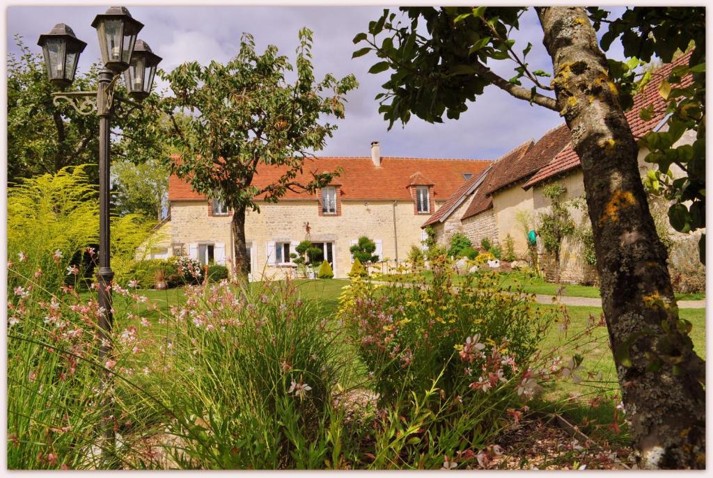 B&B / Chambre d'hôtes B&B le bourg d'Aunou, petit déjeuner compris Le Bourg, 61500 Aunou-sur-Orne