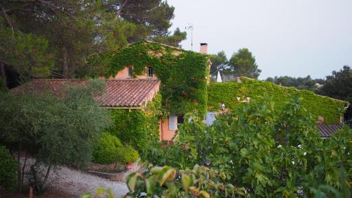 B&B / Chambre d'hôtes B&B Le Garric 631 chemin d 'Engance Nîmes