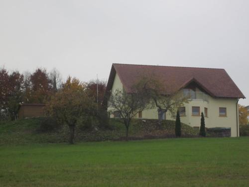 B&B / Chambre d'hôtes B&B Prosterath-Hochwald Zum Klingelpfad 6 Prosterath