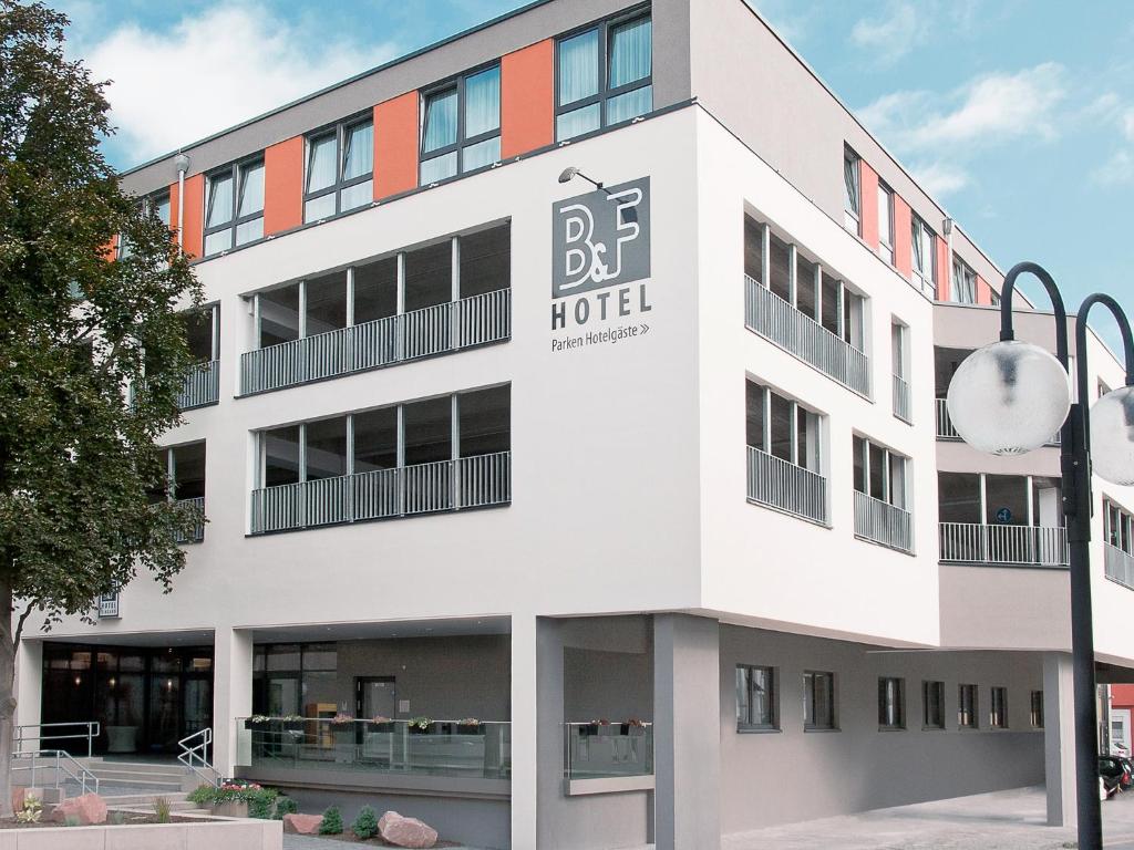 Hôtel B&F Hotel am Neumarkt Neumarkt 4, 36251 Bad Hersfeld