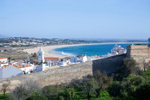 B17 - The Stunning Seaview Apartment Lagos portugal