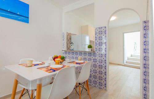 B21 - Oliveira Cozy Flat Lagos portugal