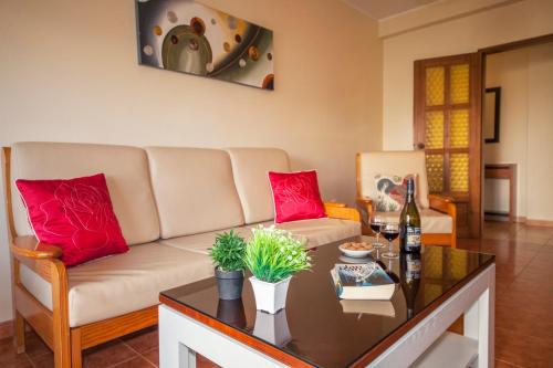 Appartement B45 - Main Avenue 2 Bed Apartment Rua Victor da Costa e Silva nº18, 2º floor, apartment A Lagos