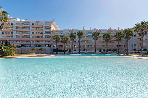 Bafureira Cascais Apartment; Condomínio privado com piscina Parede portugal