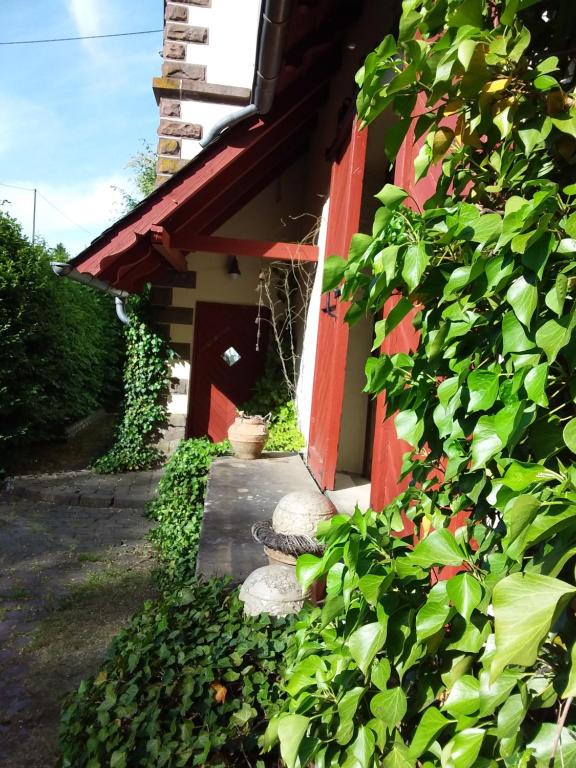 Maison de vacances Bahnhof Utzerath 1 Am Bahnhof, 54552 Utzerath
