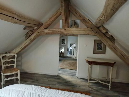 Baia, Une charmante maison avec jardin Flagy france