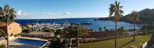 Baie de la Méditerranée Théoule-sur-Mer france