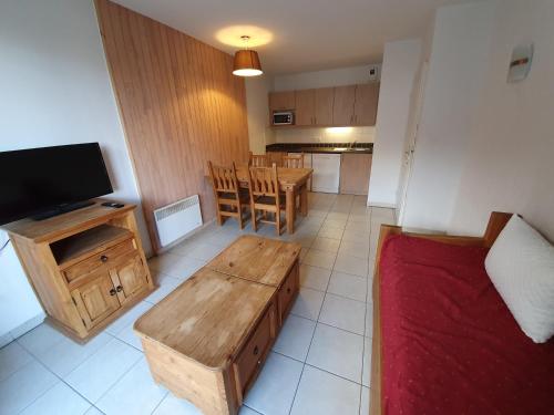 Appartement Balcon des Airelles - T2 - BDA108 27 route de Bois Méan Le Mélézet