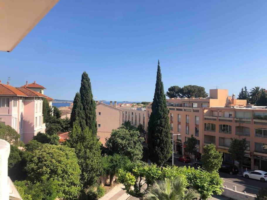 Appartement BANDOL: ÉLÉGANT et COSY 2 PIÈCES, PROCHE VILLE et PLAGE 350 Avenue du 11 Novembre 1918, 83150 Bandol