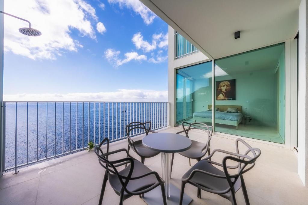 Appartement Barreirinha Front-Line Sea View I by HR Madeira Rua do Lazareto 2 - B, 9060-019 Funchal
