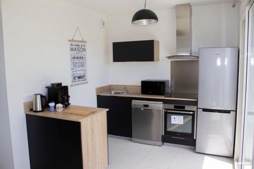 B&B / Chambre d'hôtes BASTIDE 9 Traverse Yves Imbert 9 La Fare-les-Oliviers