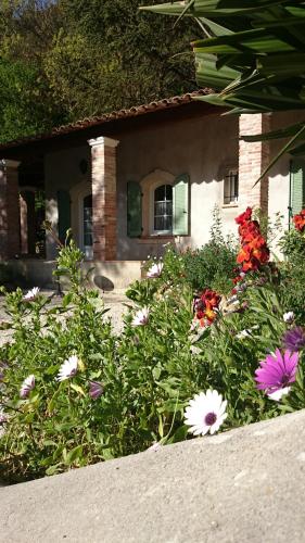 Maisons de vacances Bastide Du Maoupas Gîtes Chemin du Maoupas Belgentier