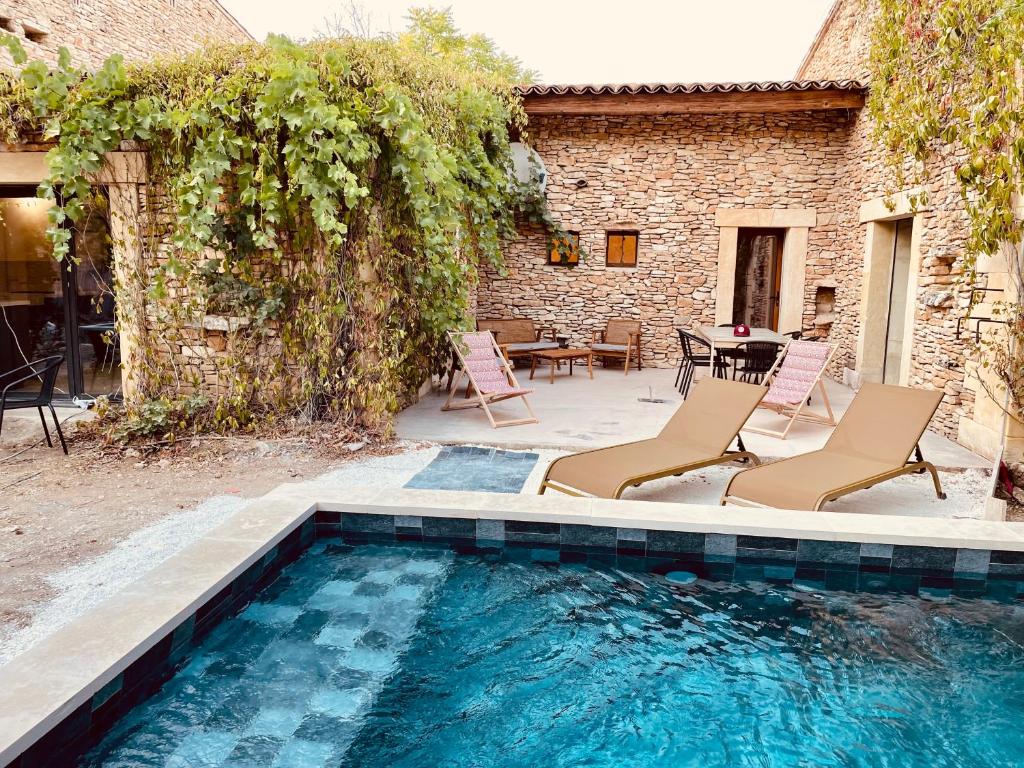 Maison de vacances BASTIDON 84m2 AVEC PISCINE 215 Chemin du Bois, 84220 Gordes