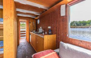 Amazing ship-boat in Demmin with 2 Bedrooms and WiFi
