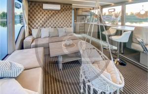 Awesome ship-boat in Havelsee with 2 Bedrooms