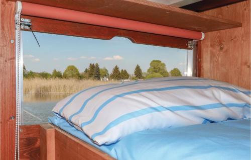 Awesome ship-boat in Neustrelitz with 2 Bedrooms and WiFi