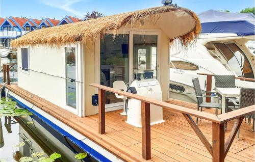 Awesome ship-boat in Rheinsberg Hafendorf with 1 Bedrooms