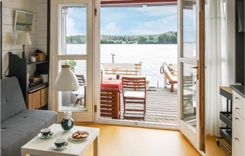 Beautiful ship-boat in Brandenburg with 1 Bedrooms
