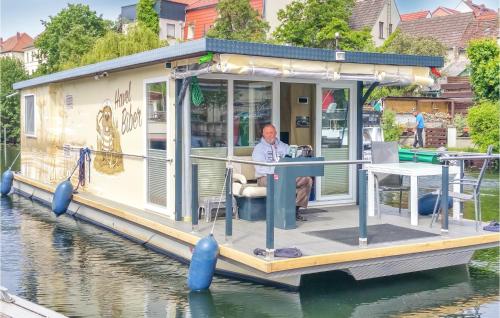 Beautiful ship-boat in Havelsee with 2 Bedrooms