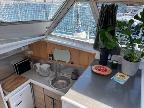 Das Bunte Hausboot