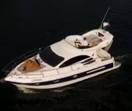 Douro River Private Yacht-Accommodation