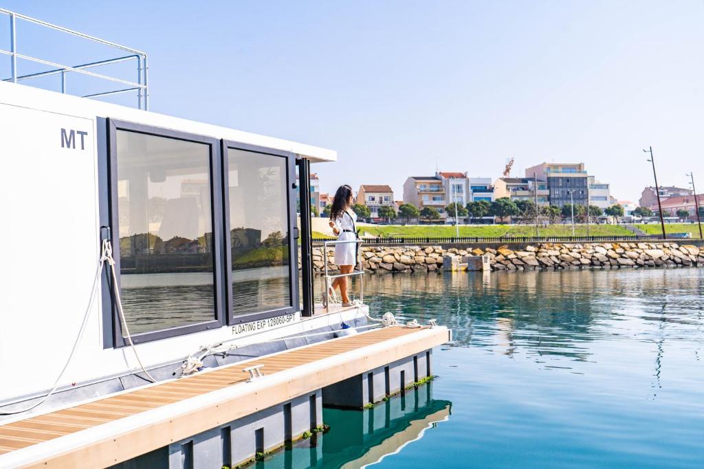 Floating Experience - Casa flutuante a 25 min do Porto Marina Norte da Póvoa de Varzim, 4490-500 Póvoa de Varzim