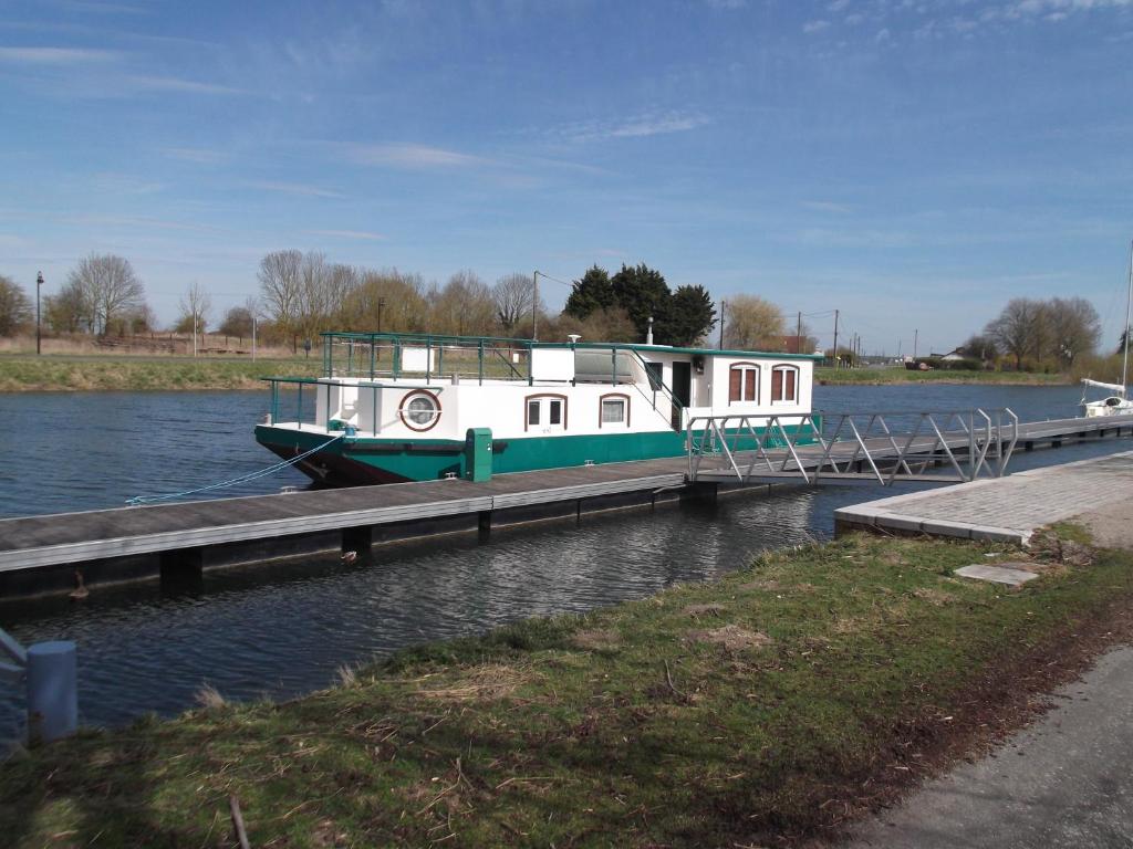 Bateau-hôtel Gîte Fluvial de La Baie de Somme Le Lihoury Quai Jules Verne 80230 Saint-Valery-sur-Somme