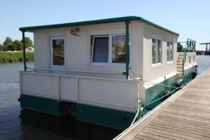 Bateau-hôtel Gîte Fluvial de La Baie de Somme Le Lihoury Quai Jules Verne 80230 Saint-Valery-sur-Somme Picardie