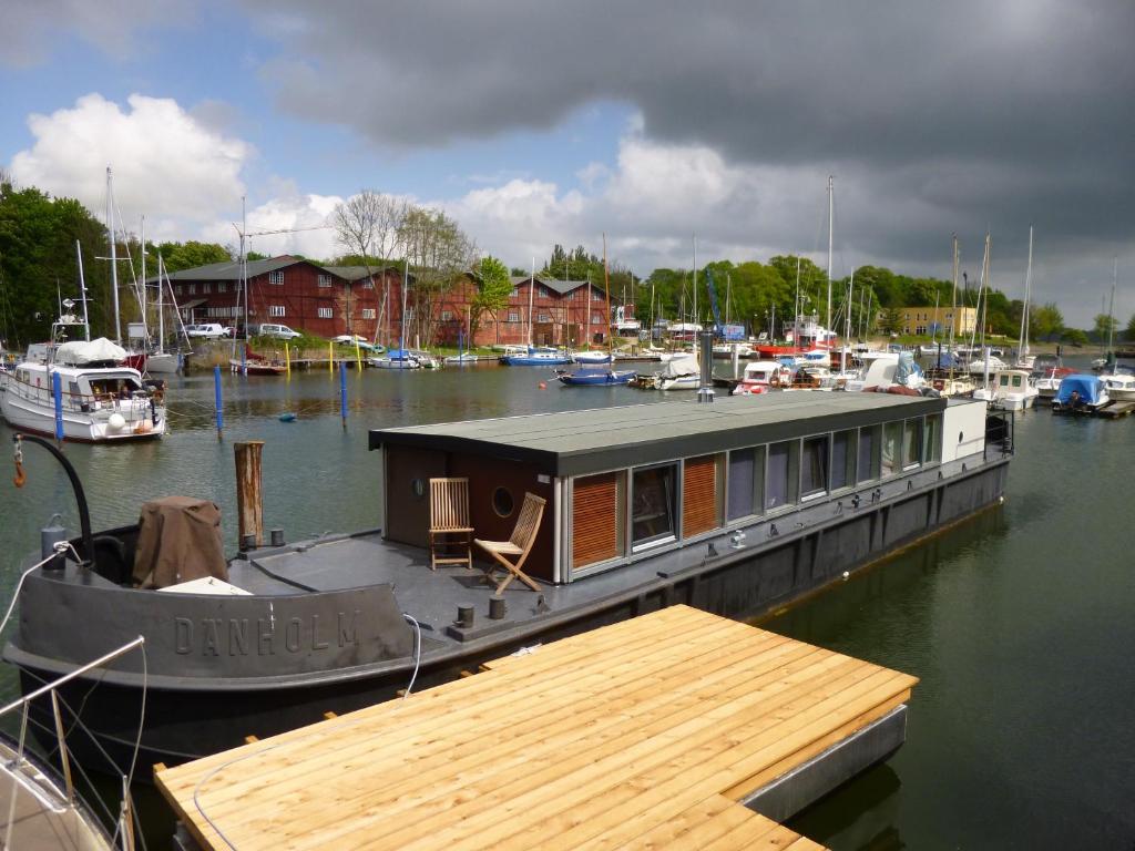 Bateau-hôtel Hausboot Dänholm Zum Kleinen Dänholm 18439 Stralsund