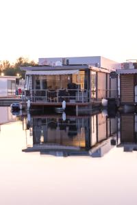 Hausboot EL-SOL