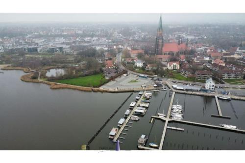 Hausboot Fjord Aries mit Dachterrasse in Schleswig