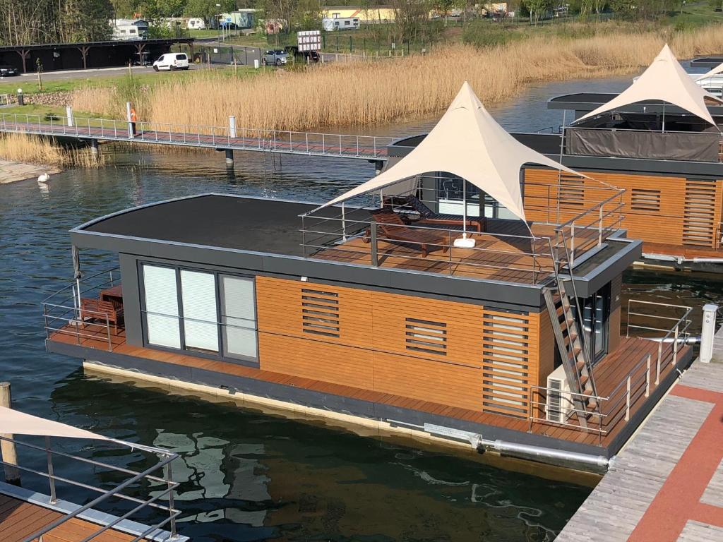 Bateau-hôtel Hausboot Harmonie Seeblick 5 07649 Bitterfeld